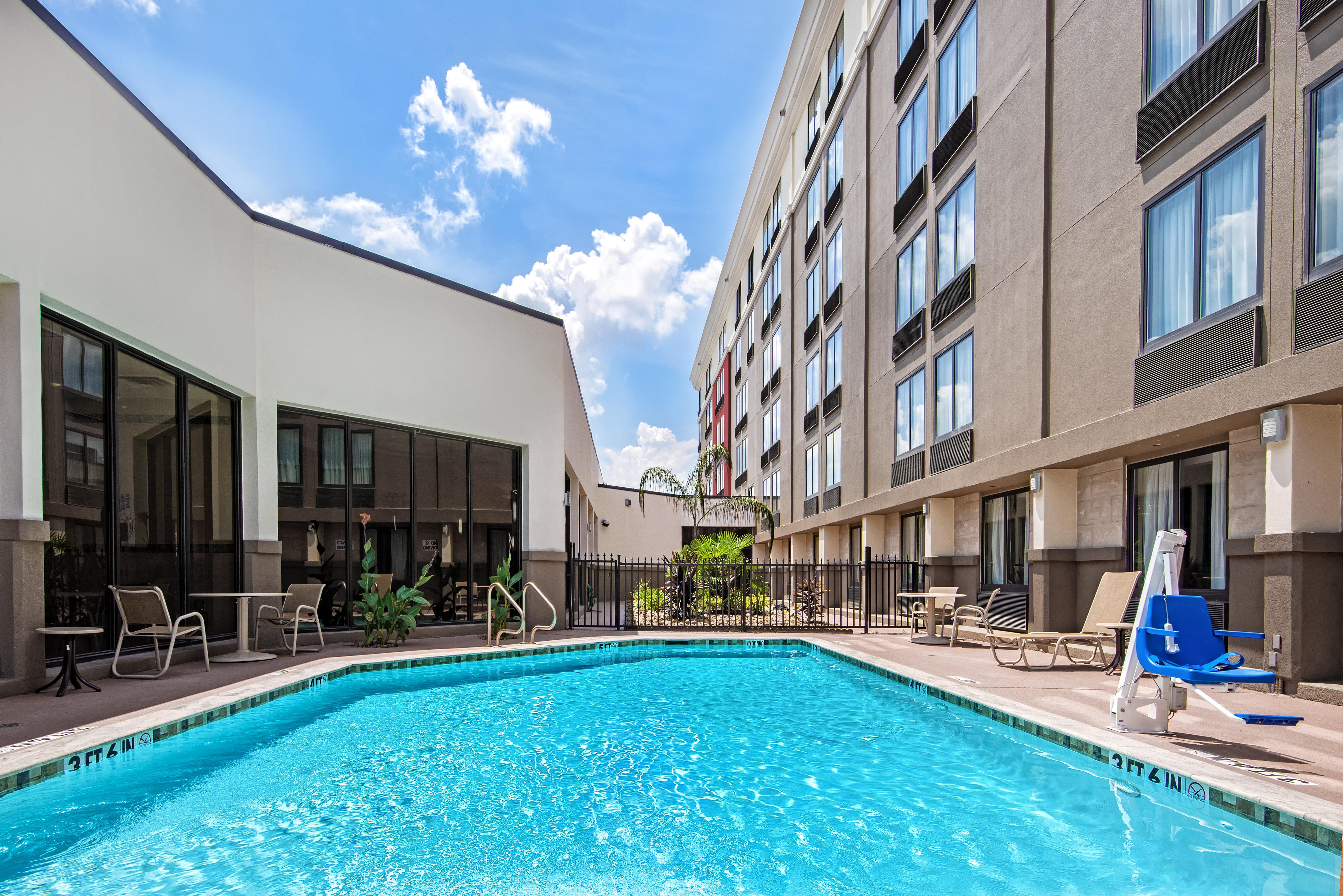 Holiday Inn Houston Sw-Near Sugar Land By Ihg Dış mekan fotoğraf