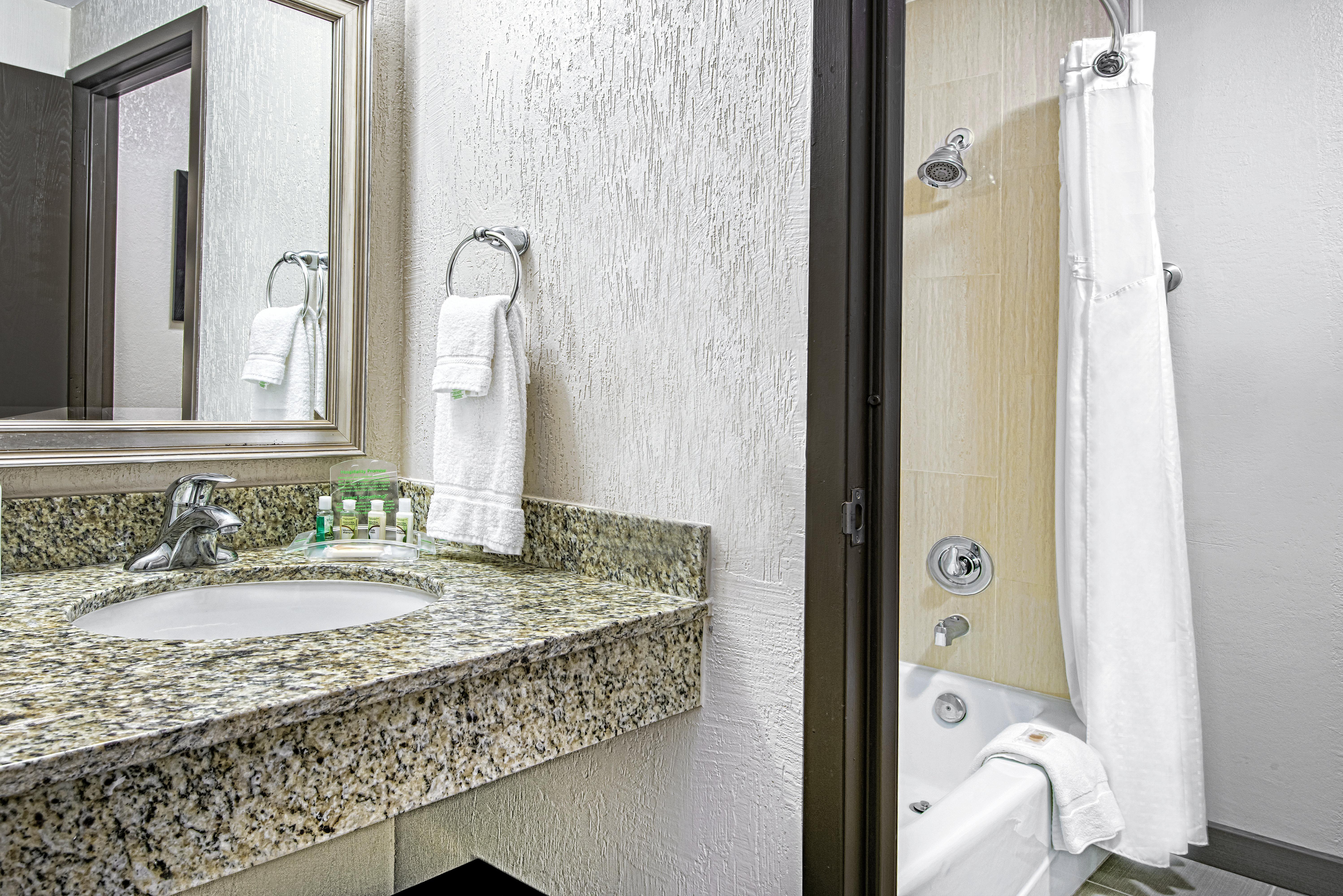 Holiday Inn Houston Sw-Near Sugar Land By Ihg Dış mekan fotoğraf